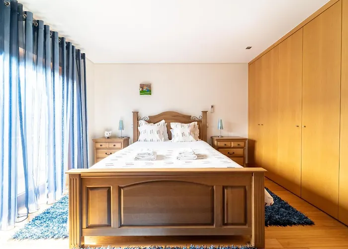 Дом отдыха Casa De Palmeira By House And People