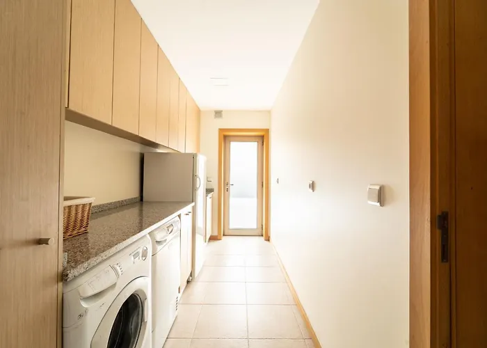 Дом отдыха Casa De Palmeira By House And People *