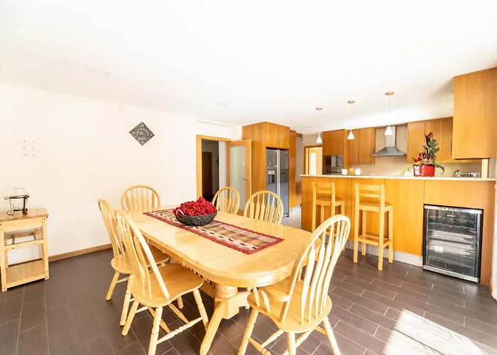 Casa De Palmeira By House And People * Вила-Верди